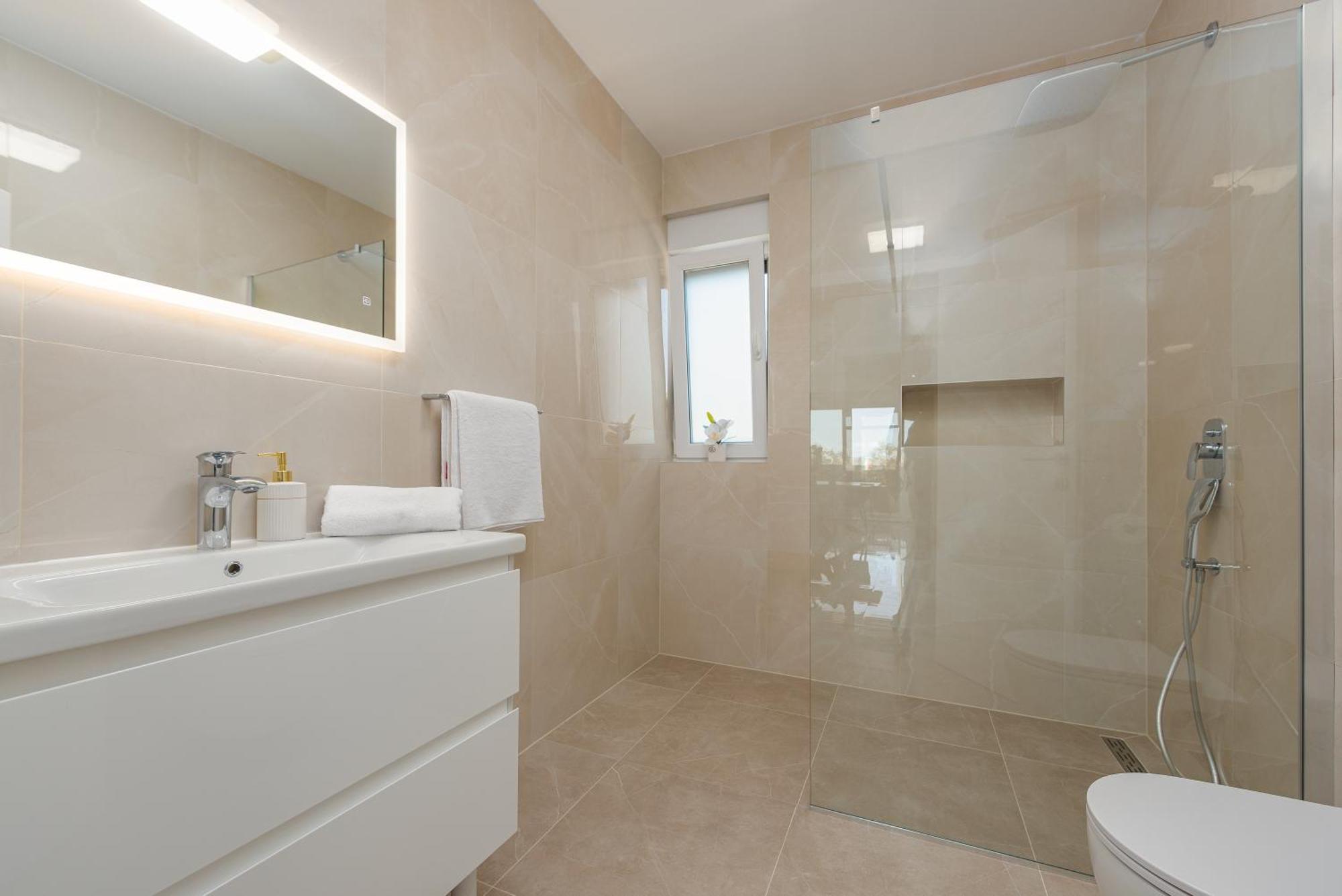 Apartments Menalo Elegance 扎顿 外观 照片